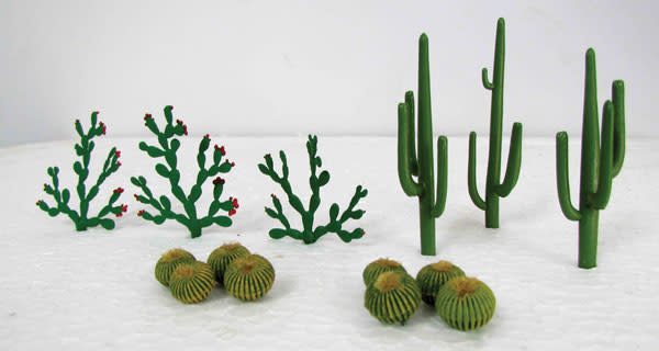 95613 HO Cactus 15pk