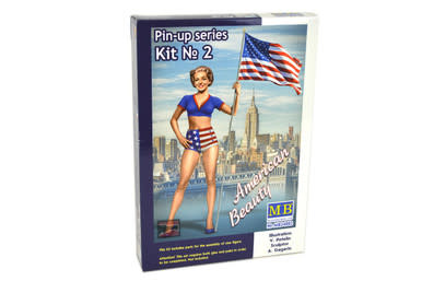 24002 1/24 Betty American Beauty Pin-Up Girl Standing Holding Am