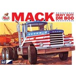 MPC 899 Mack Heavy Duty DM800