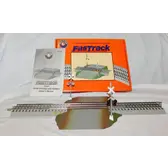 【中古】Lionel FasTrack Grade Crossing w/ Flashers 612052 Lionel 612052 O FasTrack Grade Crossing with Flasher - Chuck's