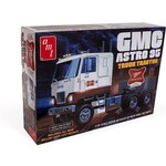 AMT 1230 GMC Astro 95 Semi Tractor (Miller Beer) Skill 3