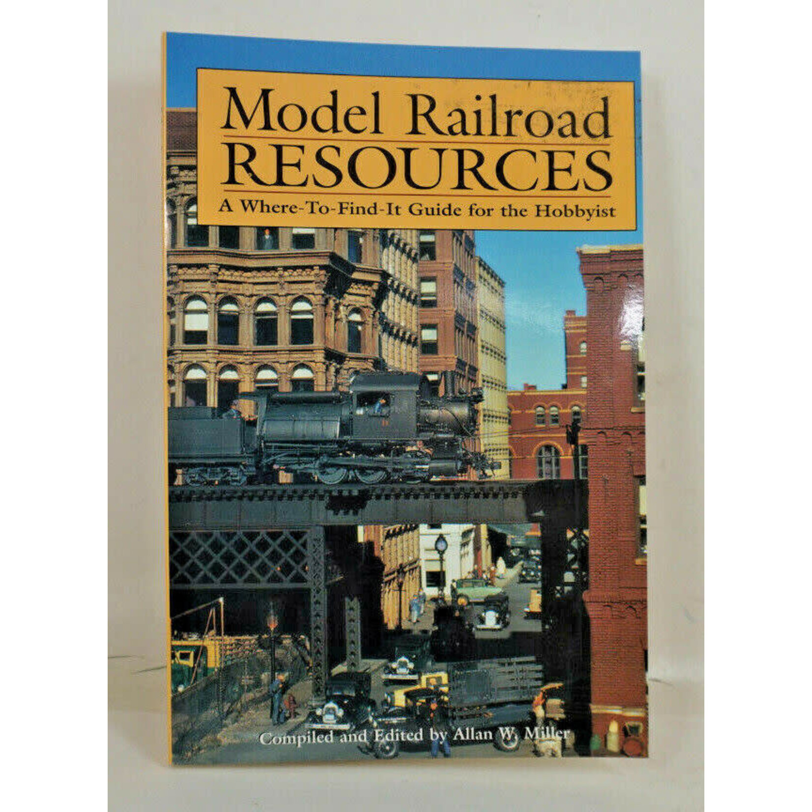 Kalmbach 51695 Model Railroad Resources