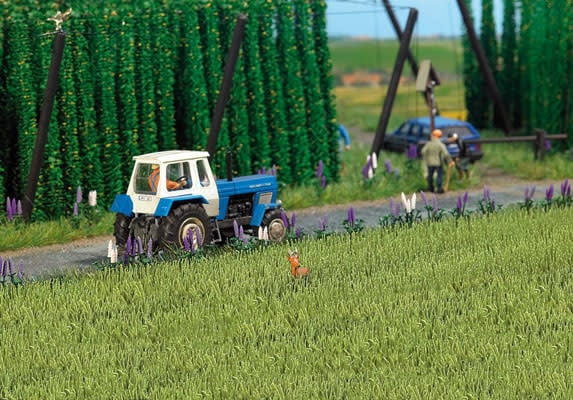 9491142 HO Spring Wheat Field - Green
