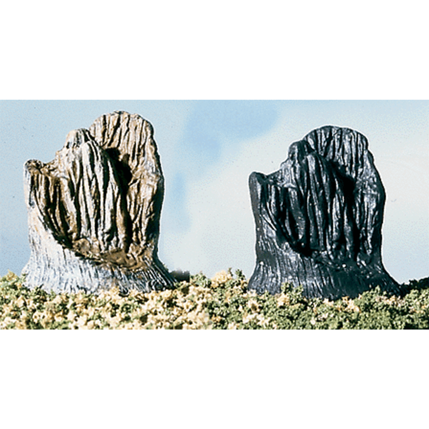 Woodland Scenics 32 HO Broken Tree Stumps