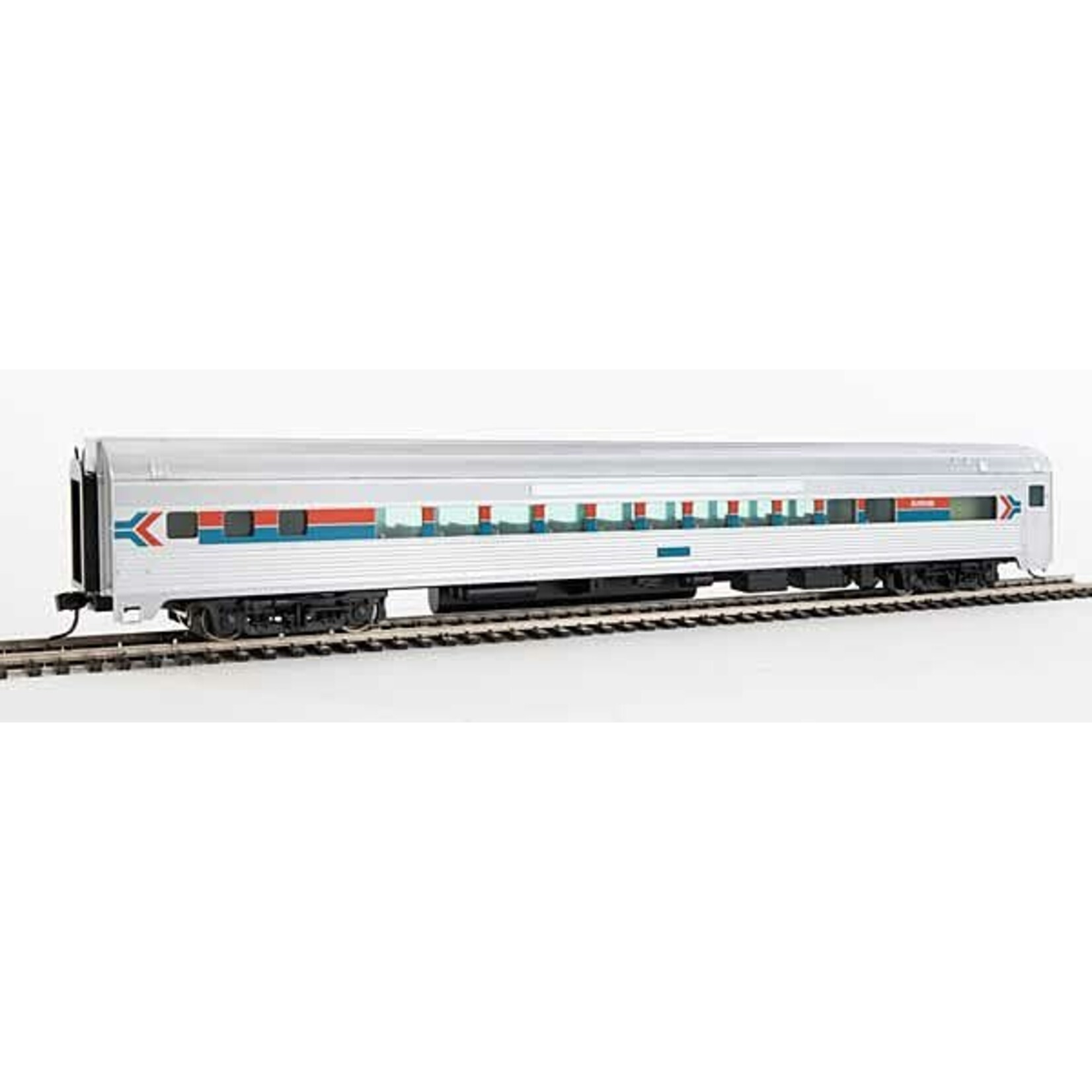 Walthers 91030207 HO 85' Budd Small Window Coach AMTK Ph I