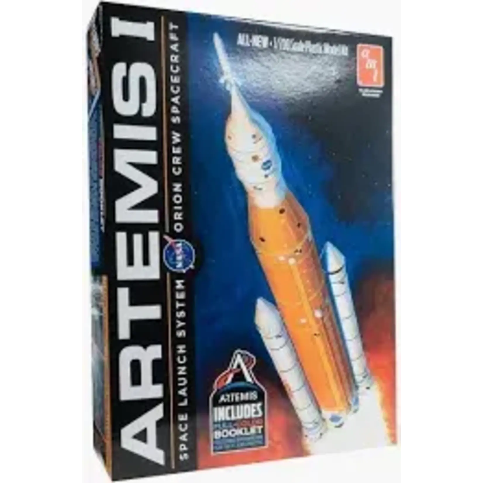 AMT 1423 1:200 NASA Artemis-1 Rocket