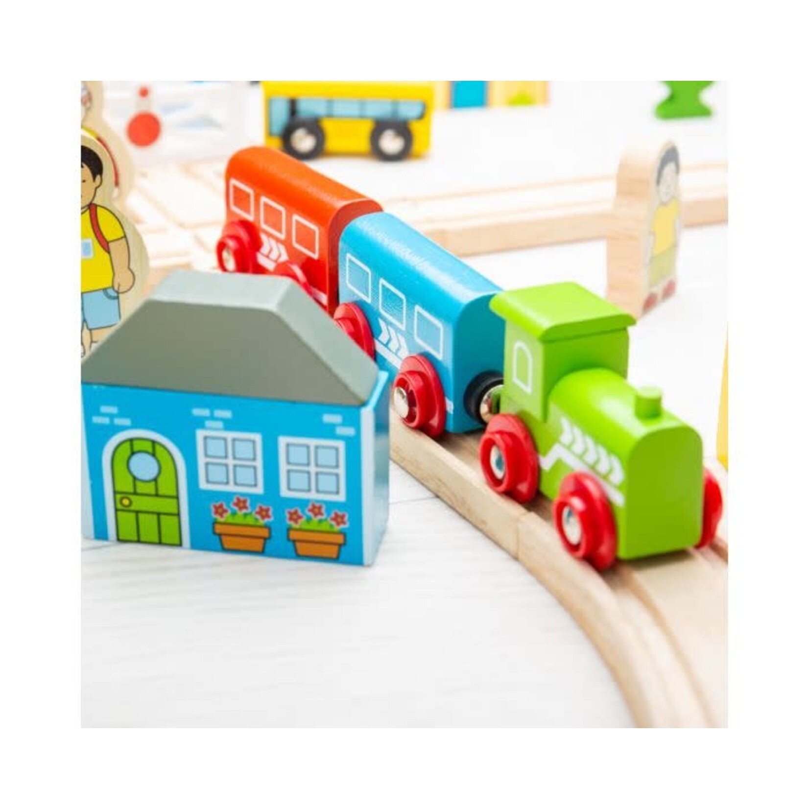 Bigjigs Toys BJT015 Town and Country Train Set