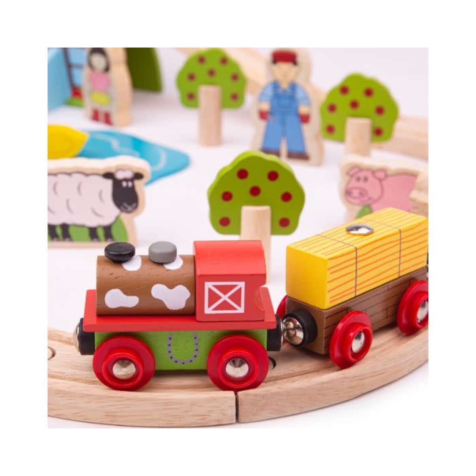 Bigjigs Toys BJT036 Farm Train Set