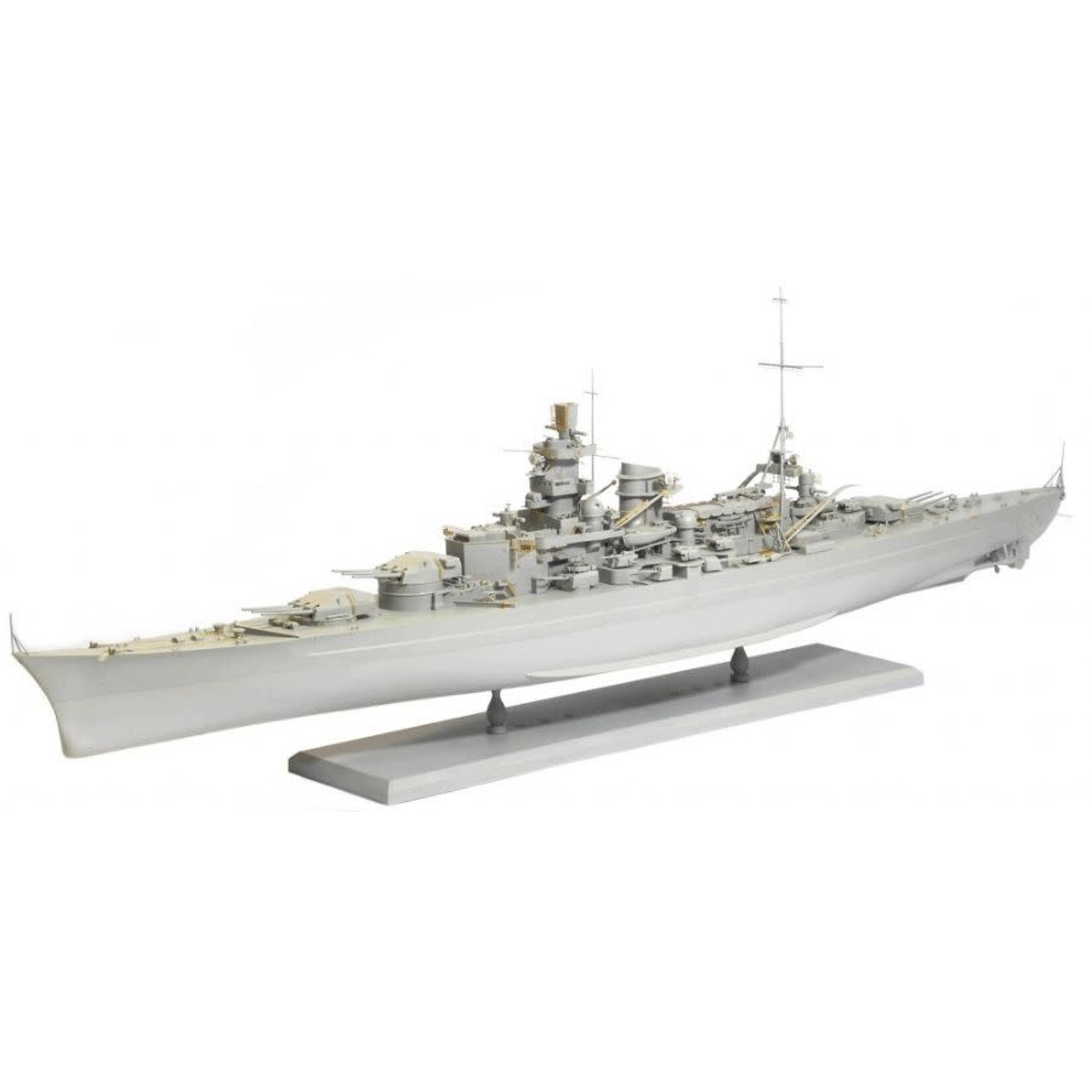 Dragon 1040 1/350 1943 German Scharnhorst Battleship