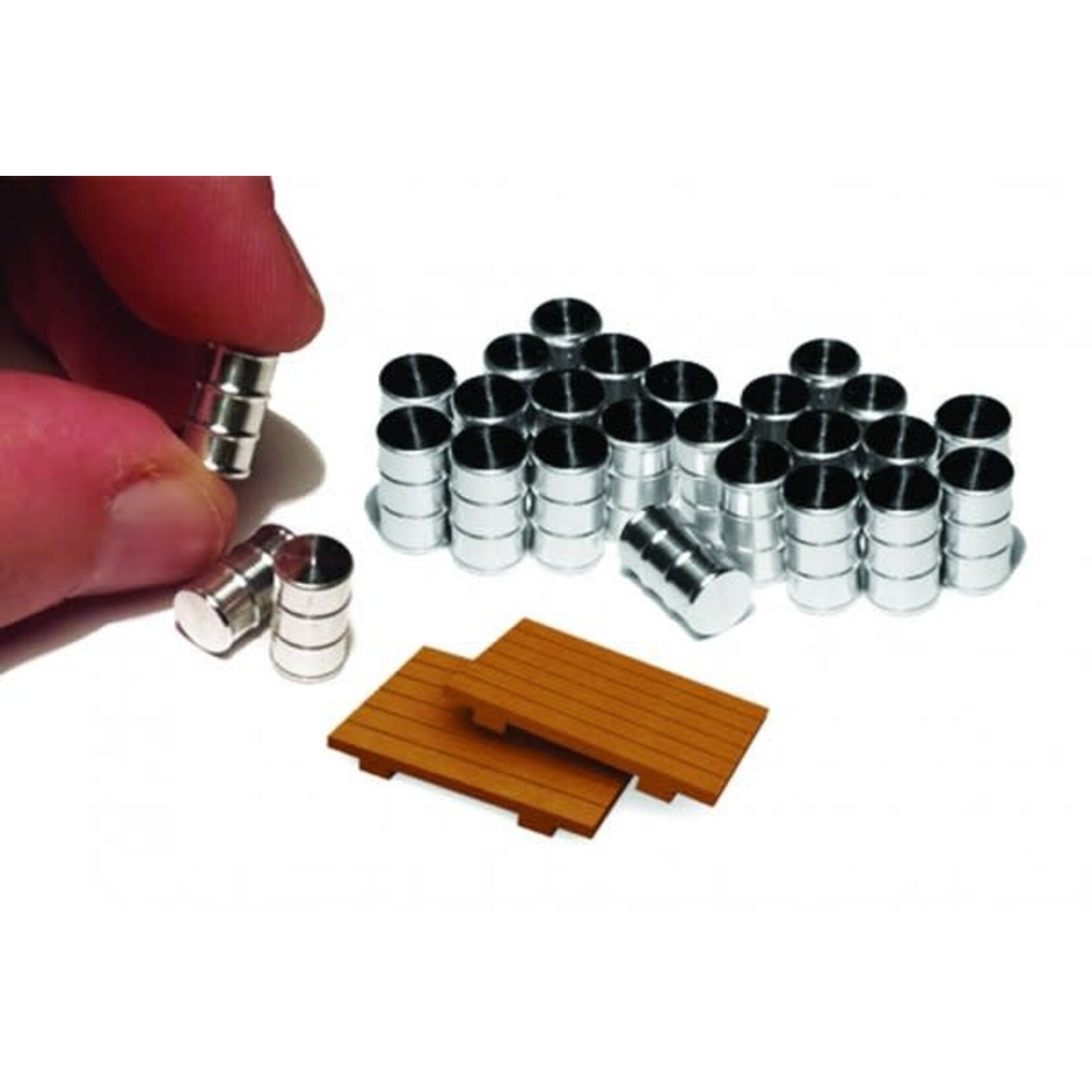 Bachmann 39109 HO Oil Drums Load - 24 Drums / 2 Pallets