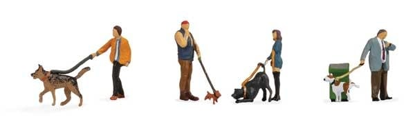 9496082 HO People w/Dogs
