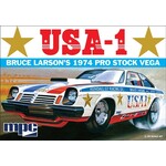 MPC 828 1/25 Bruce Larson USA-1 Pro Stock Vega