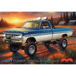 Moebius 2567 1971 Ford F250 Custom Lifted 4x4