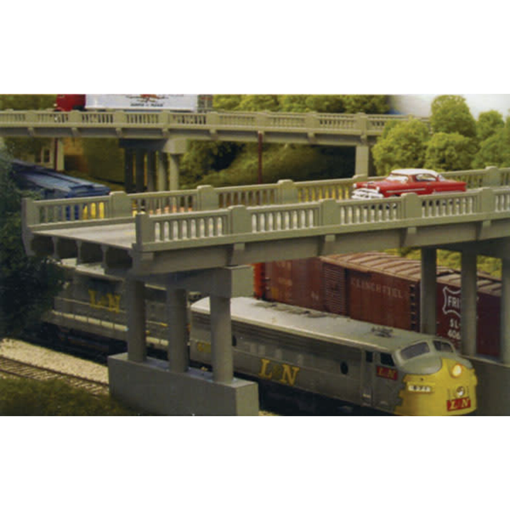 Rix 101 HO Vintage Highway Overpass Kit -  50' Scale 15.2m