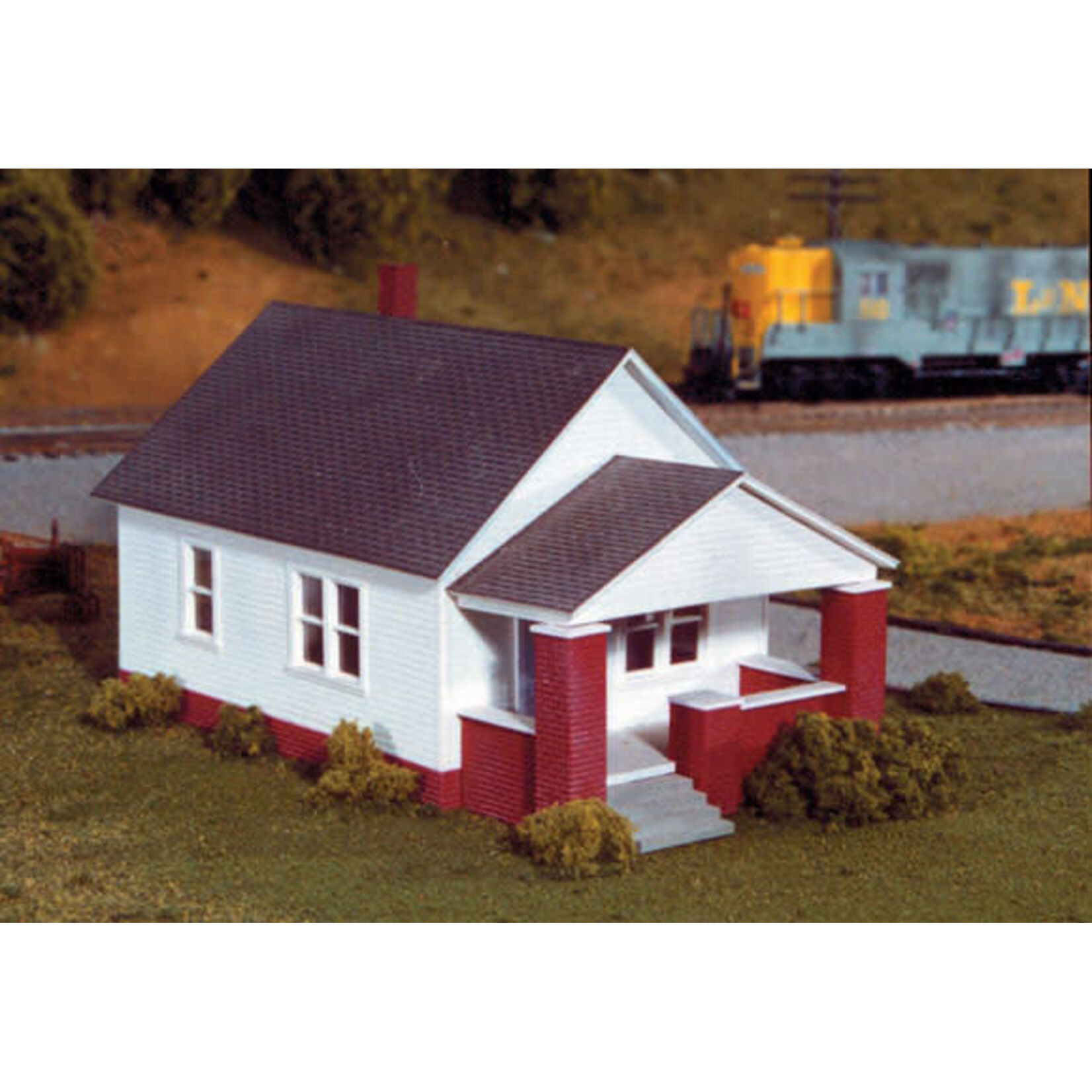 Rix 202 HO Maxwell One-Story House w/Front Porch Kit