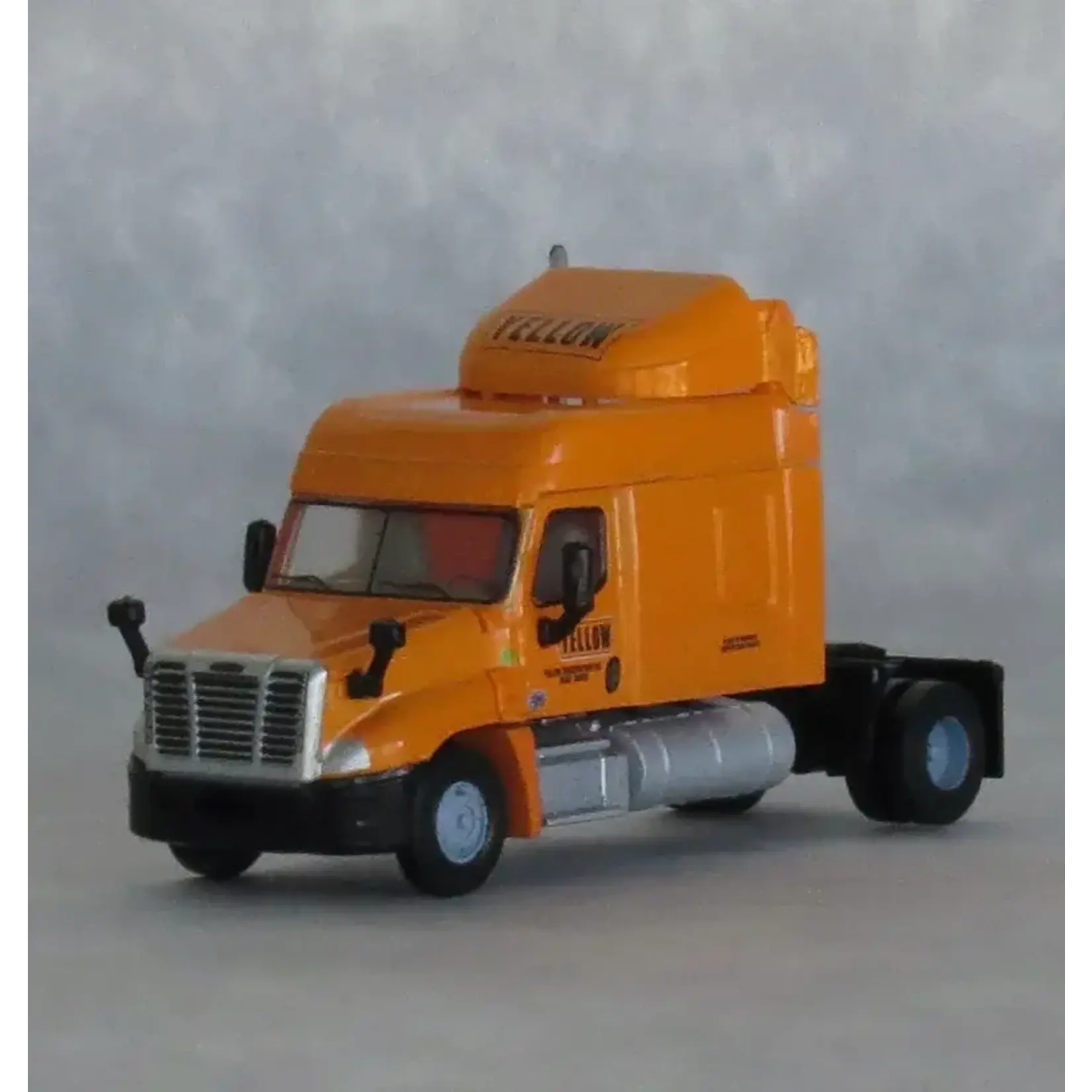 Train Worx 4258501 Semi Tractor Cascadia Yellow #34909