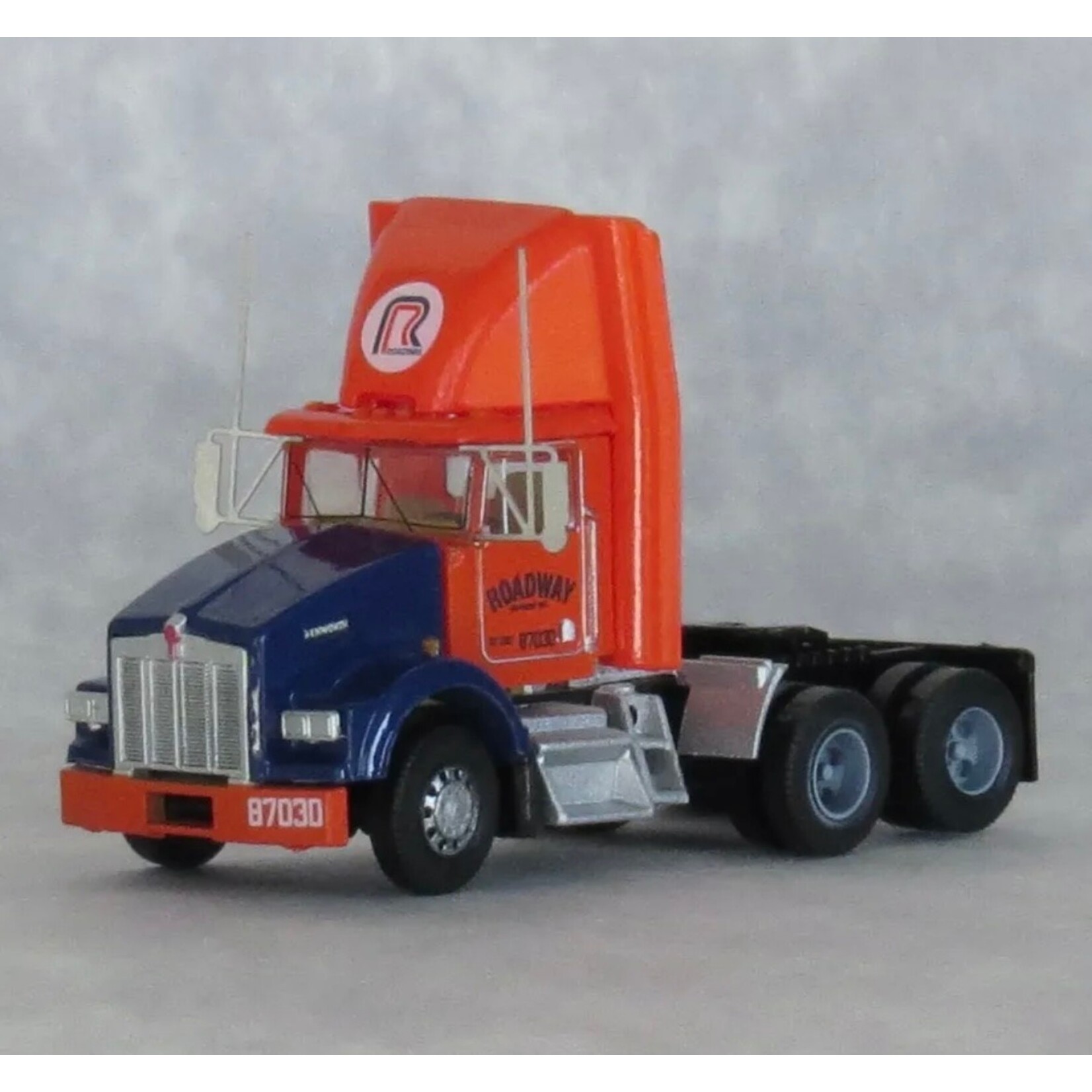 Train Worx 4808401 Semi Tractor Kenworth T800 Roadway #87030