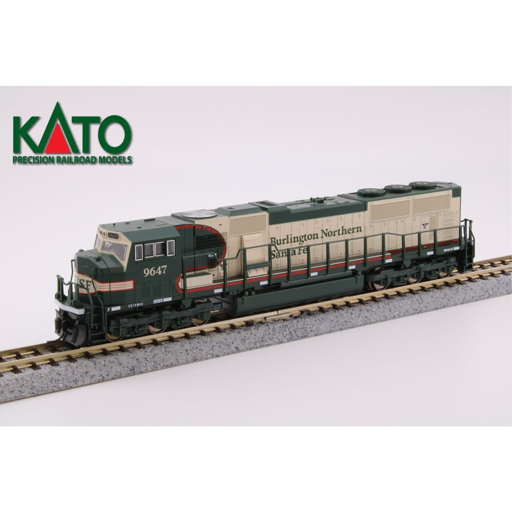 Kato 1766503 N SD70MAC Diesel BNSF #9647 Merger Scheme