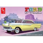 AMT 1533 1957 Ford Fairlane Hardtop