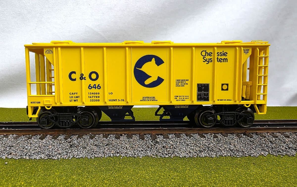 863041 O Covered Hopper Chessie C&O