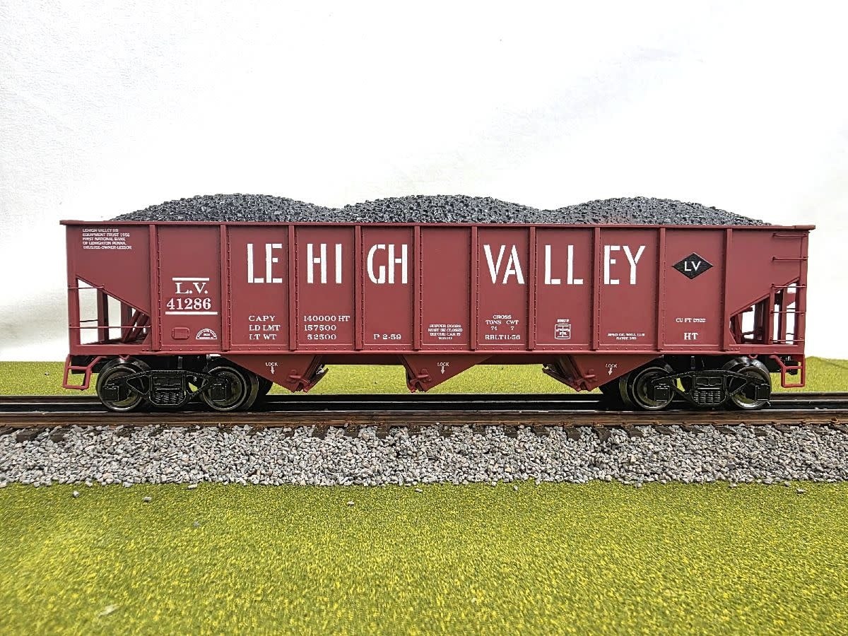 66238 O 3 Bay Hopper LV