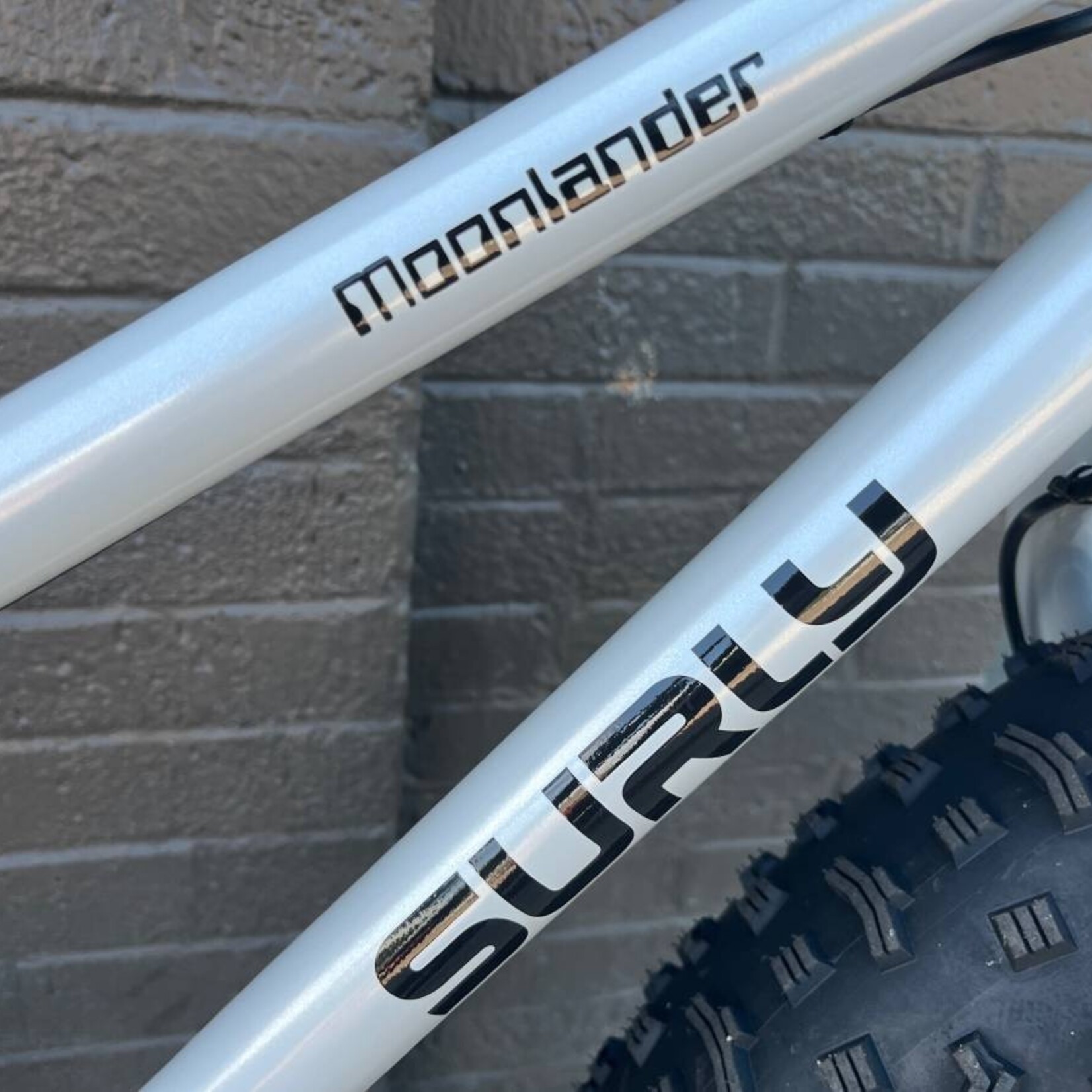Surly Surly Moonlander Fat Tire Bike - 24", Steel, Lunar Dust Gray, Medium