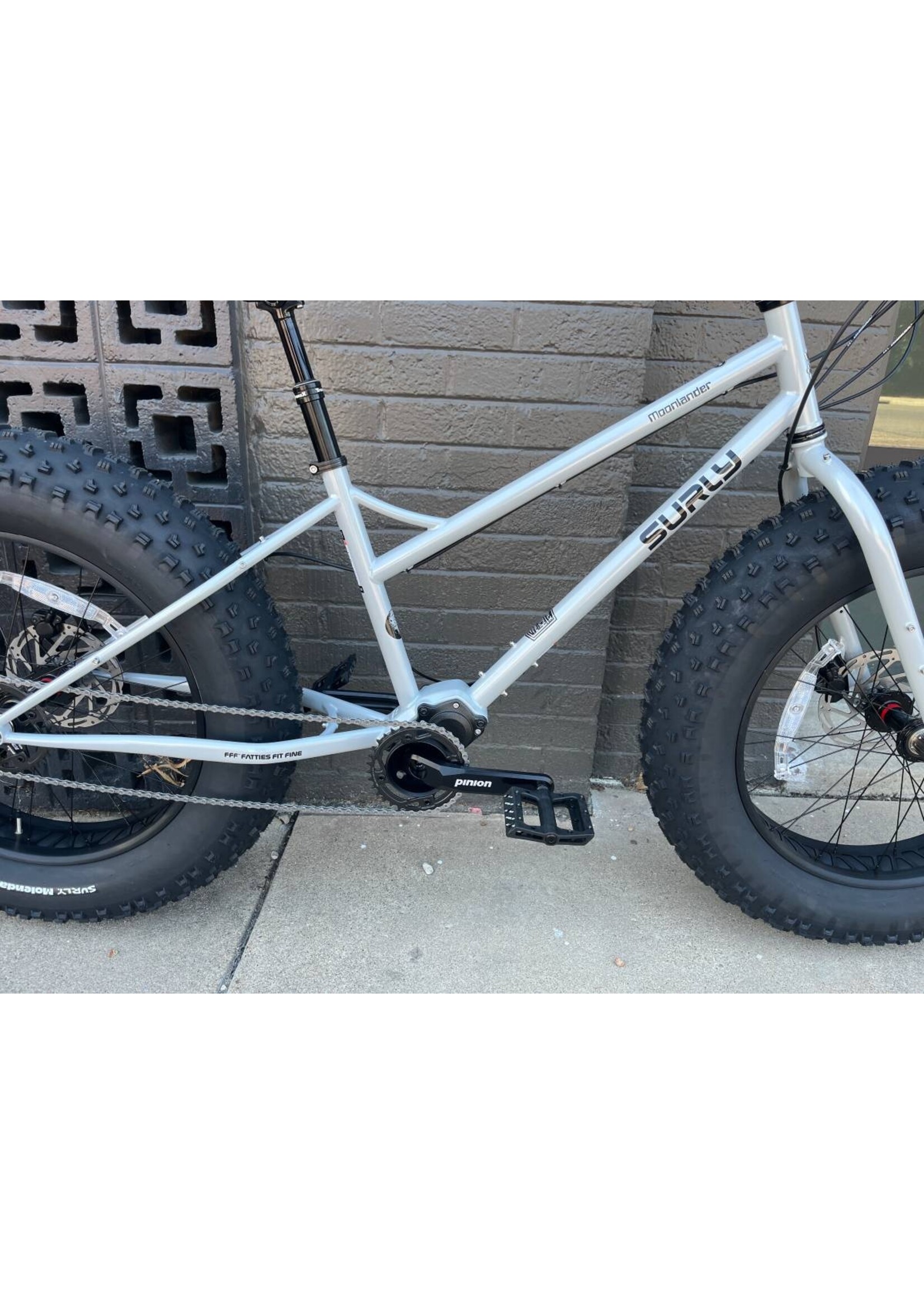 Surly Surly Moonlander Fat Tire Bike - 24", Steel, Lunar Dust Gray, Medium