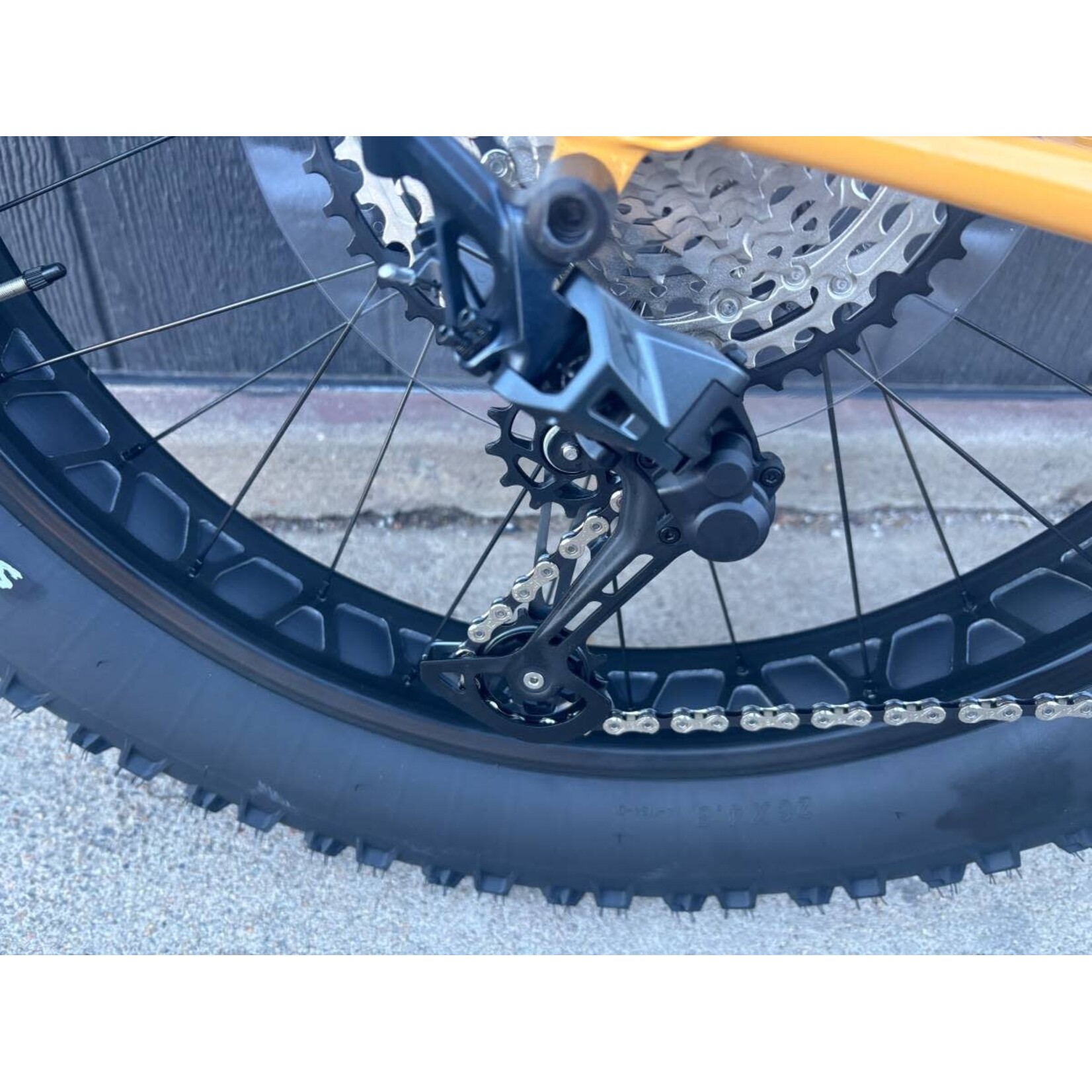 Surly Surly Ice Cream Truck Fat Bike - 26", Steel, Warm Cheese,