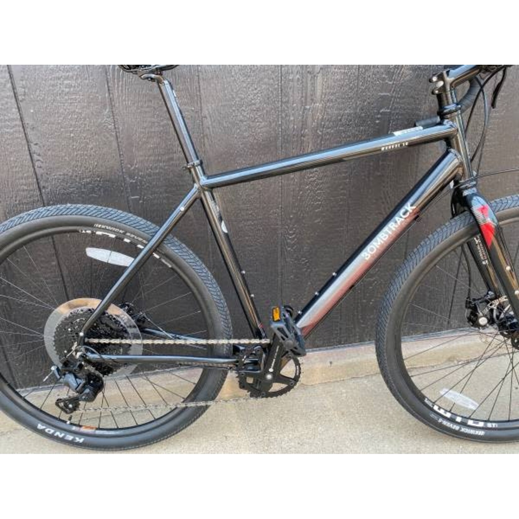 Bombtrack Bombtrack, Munroe AL, Commuter Bicycle, 650B, Pewter, L