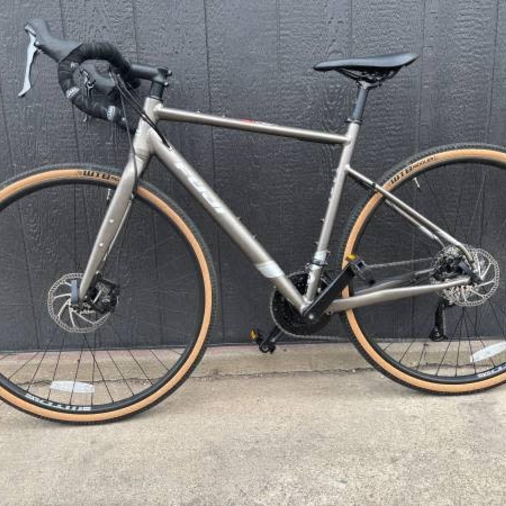 Fuji Fuji Jari 2.5 Small Matte Pewter
