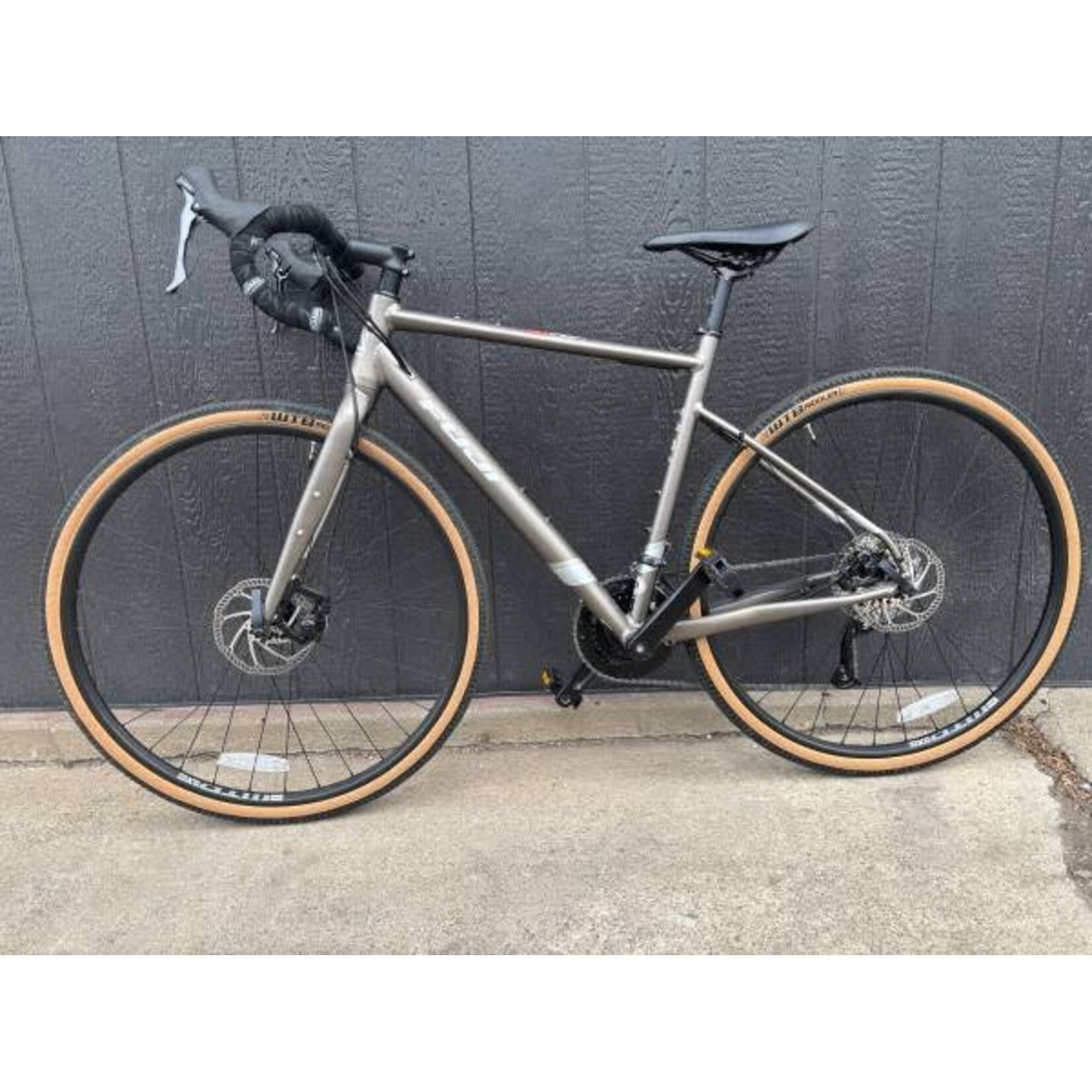 Fuji Fuji Jari 2.5 Small Matte Pewter