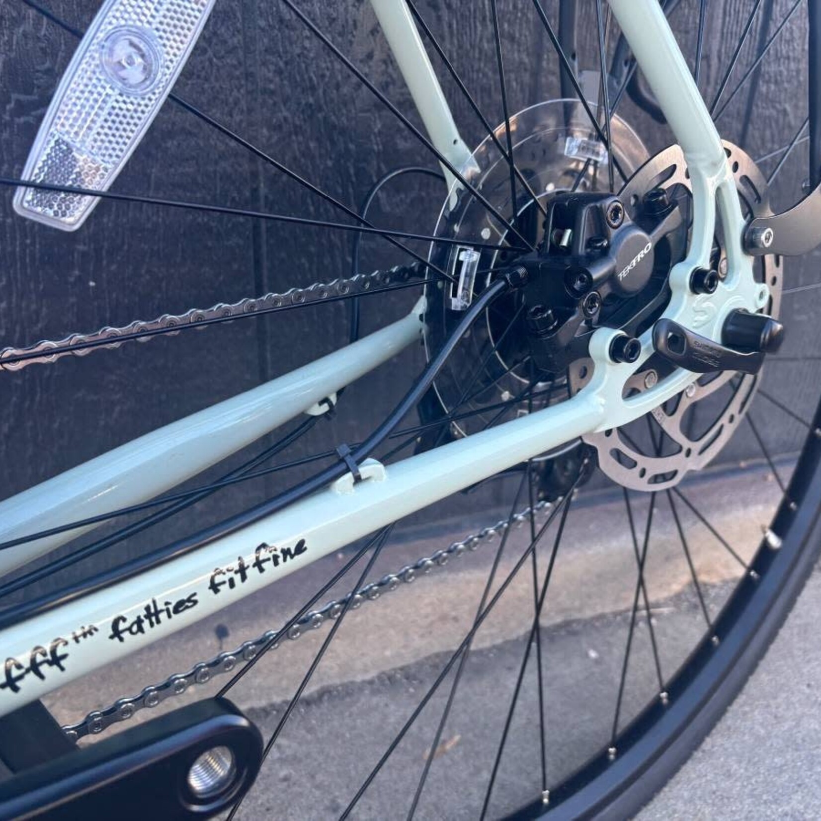Surly Surly Preamble Flat Bar Bike - 700c, Steel, Best Buds Green, Medium