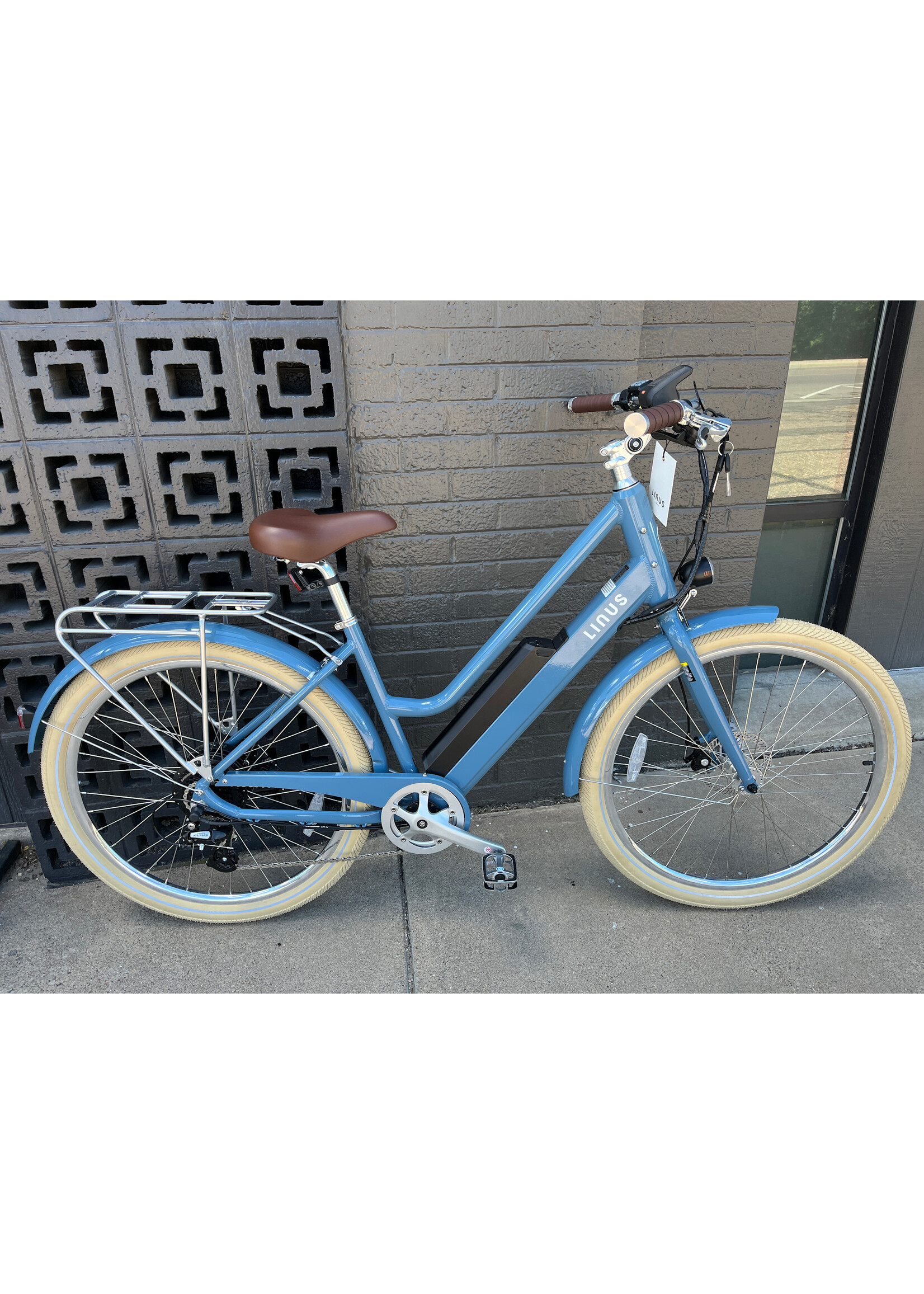 Linus Linus Cesta 500 Midnight Blue eBike