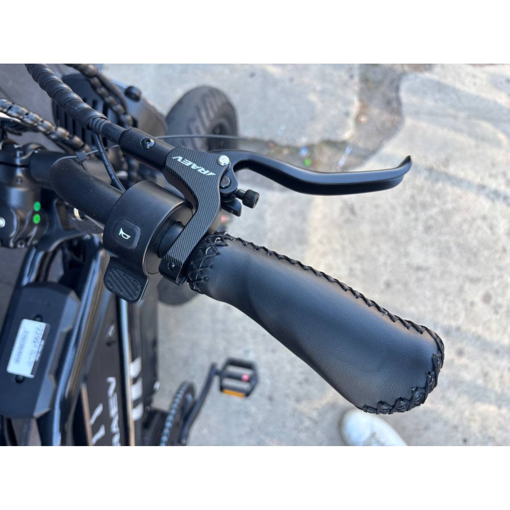 RAEV Raev E-Bikes - Bullet GT v2