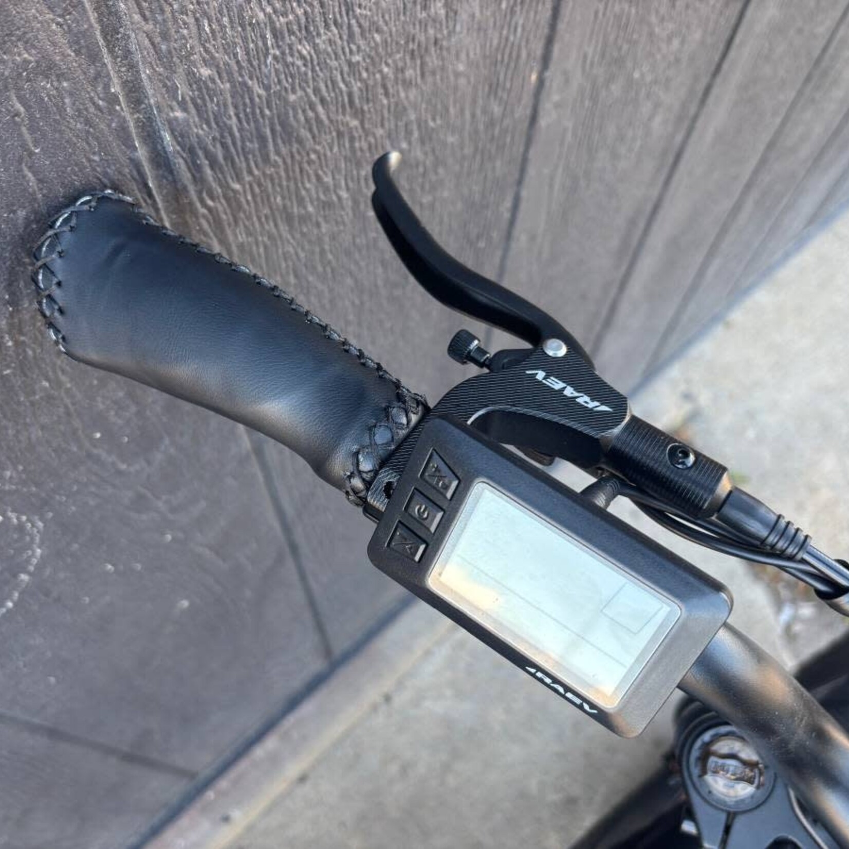 RAEV Raev E-Bikes - Bullet GT v2