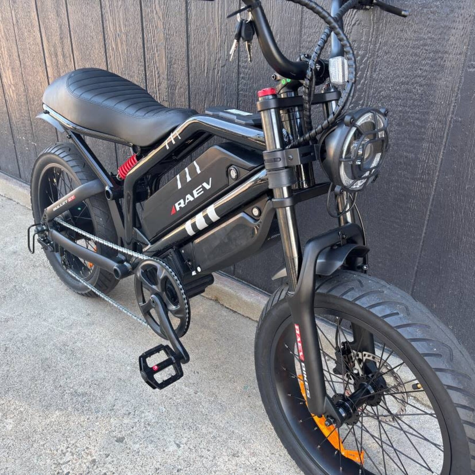 RAEV Raev E-Bikes - Bullet GT v2