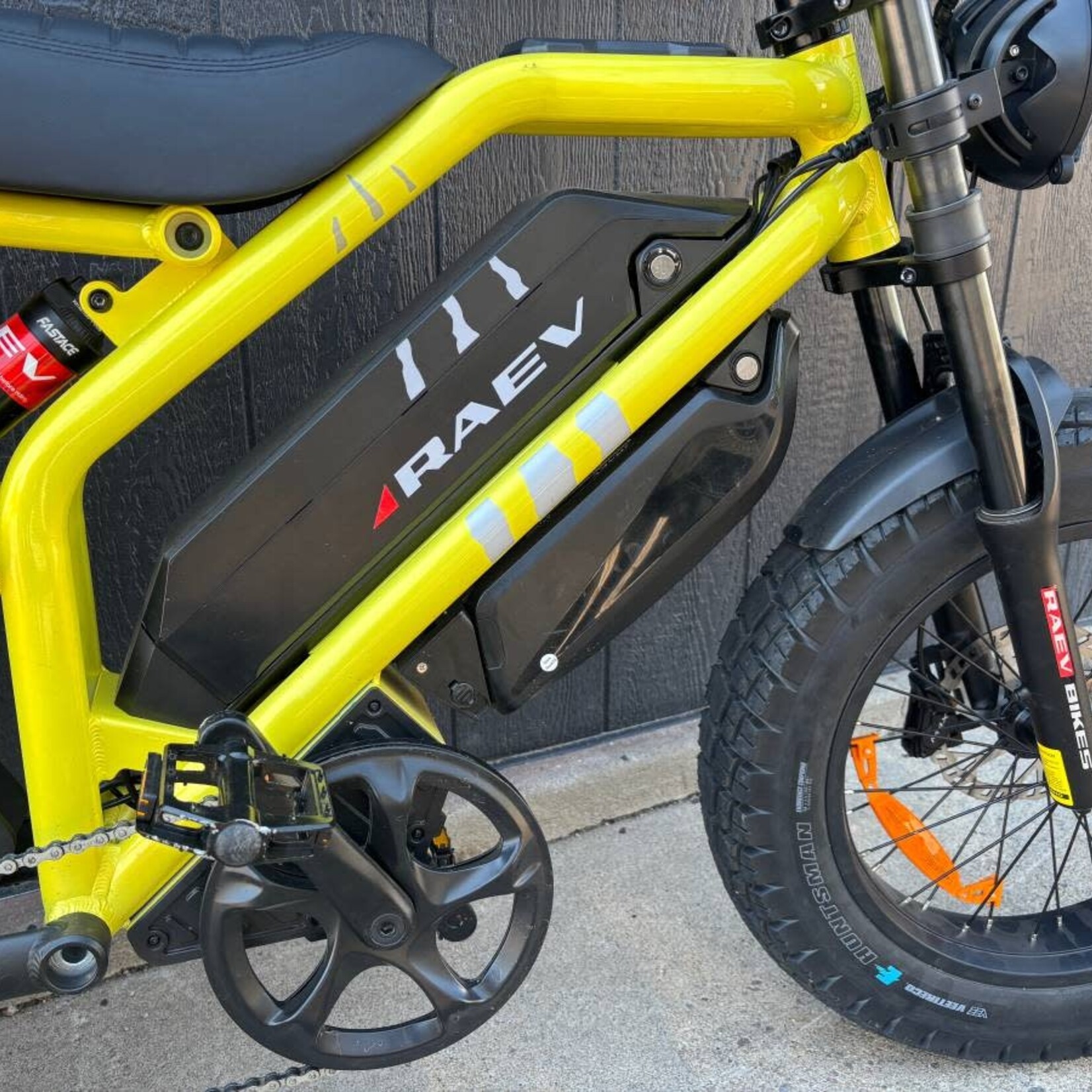 RAEV Raev E Bikes - Bullet GTX Yellow