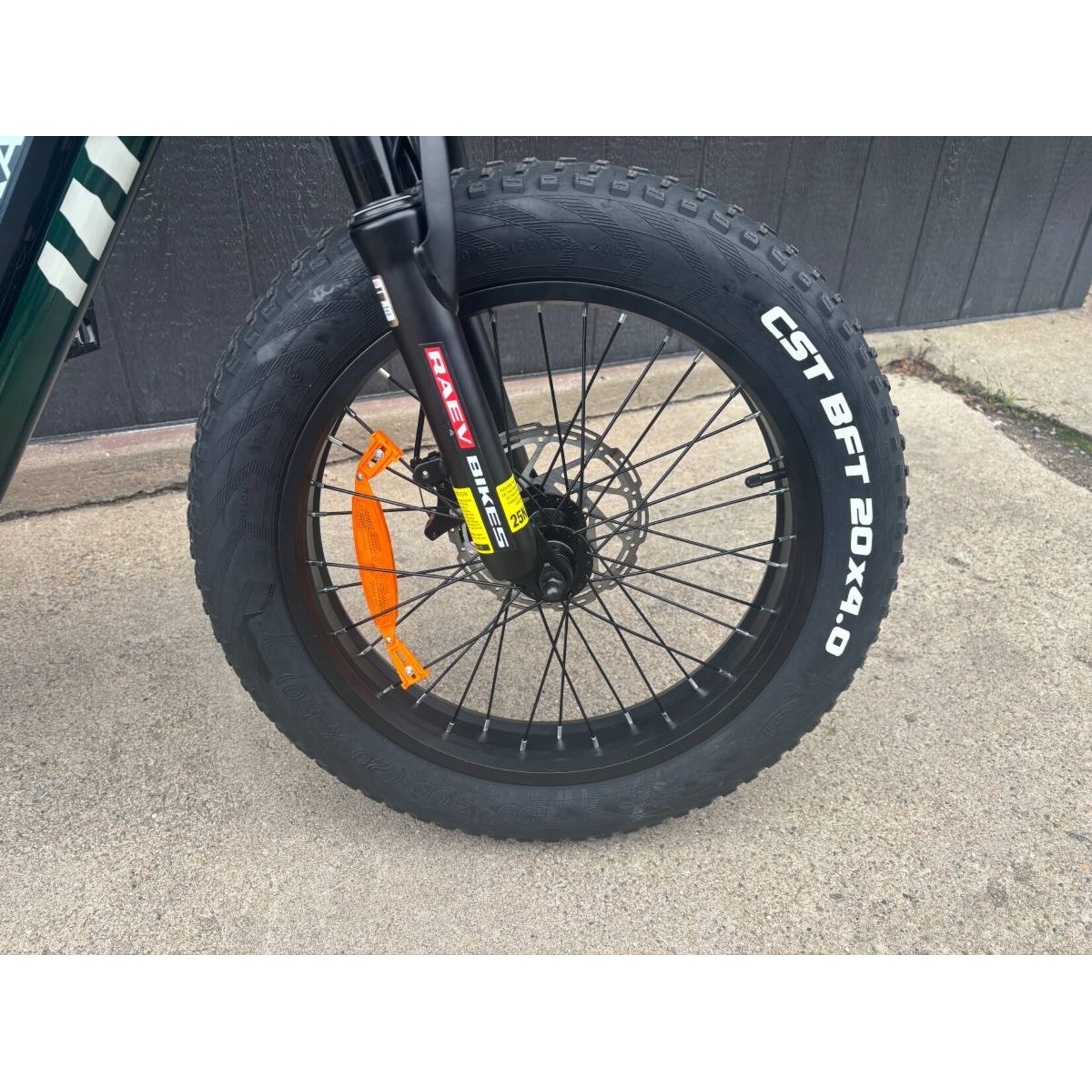 RAEV Raev E-Bikes - Bullet