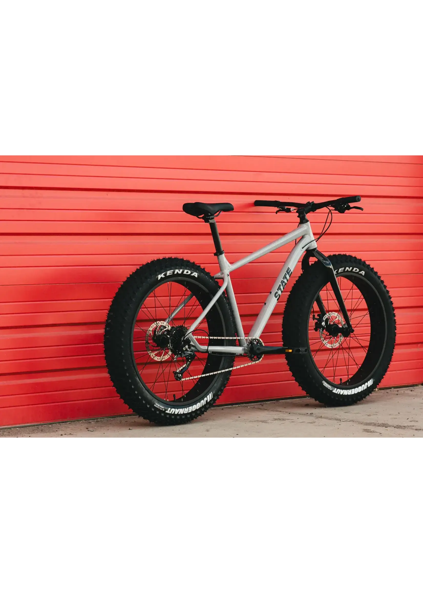 State Bicycle State 6061 Trail+ Fat Bike - Stone Grey
