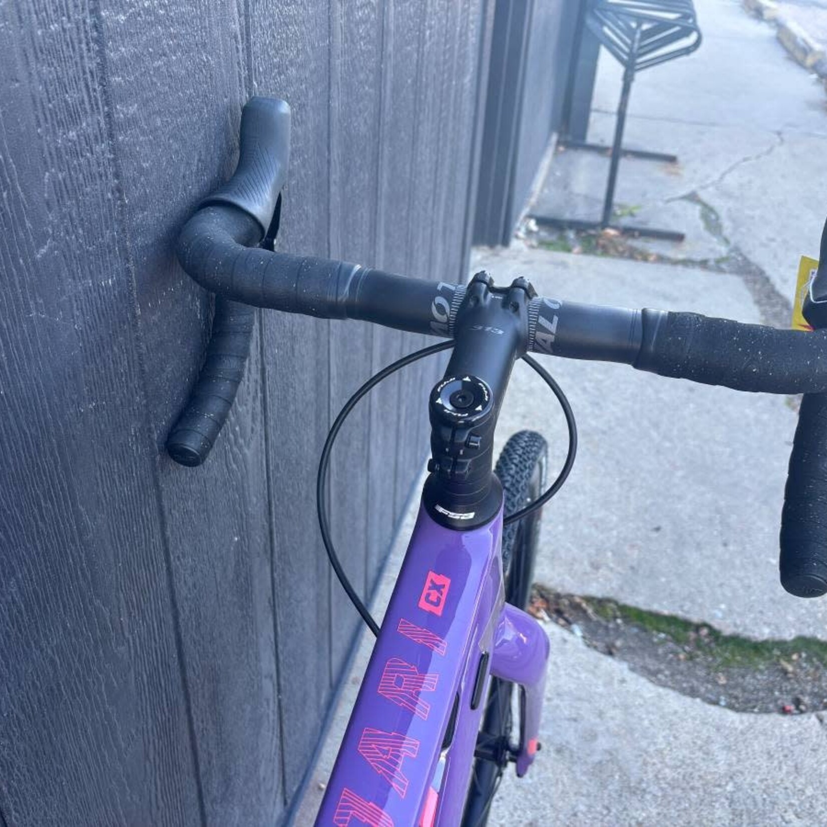 Fuji Jari Carbon CX Eggplant 58cm