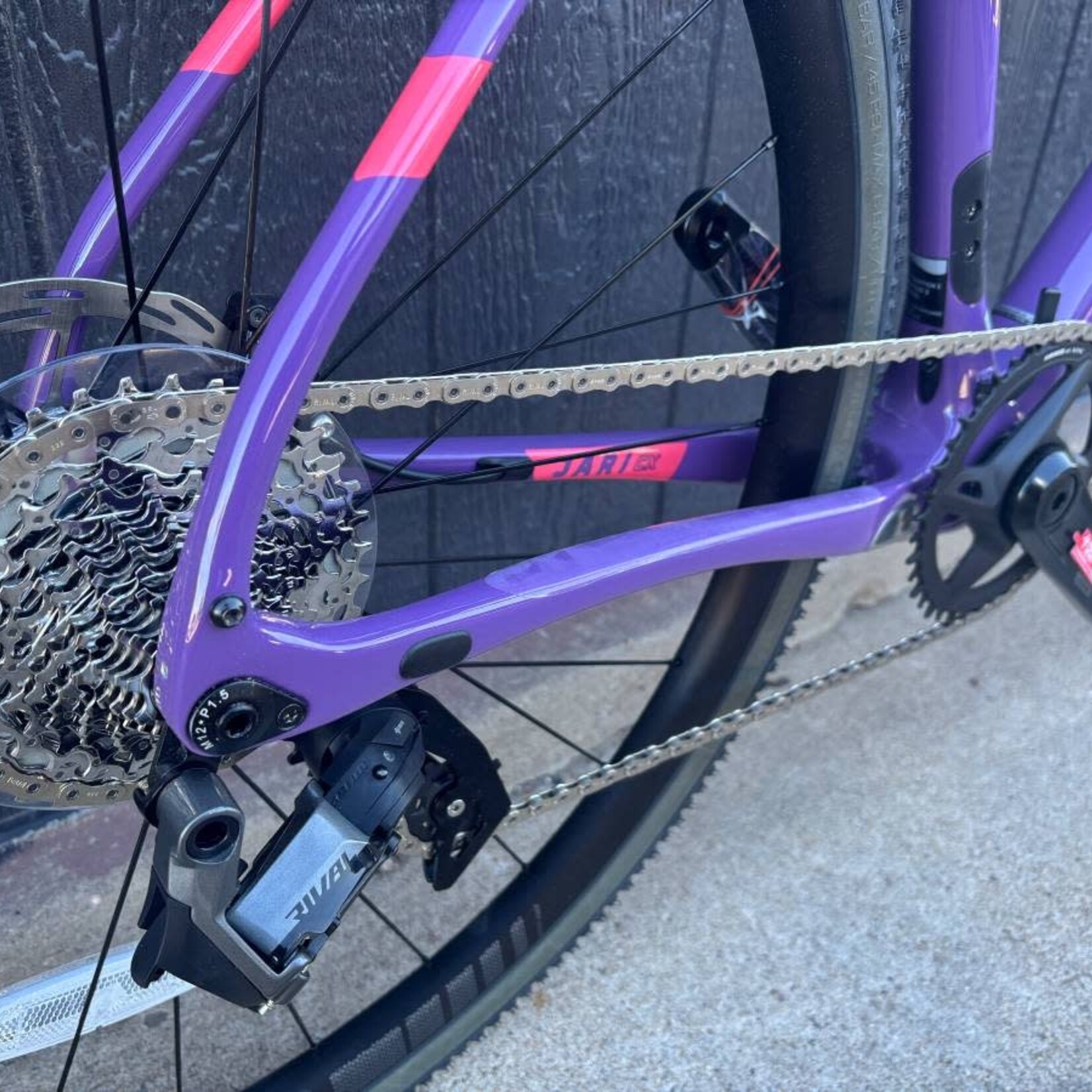 Fuji Jari Carbon CX Eggplant 58cm