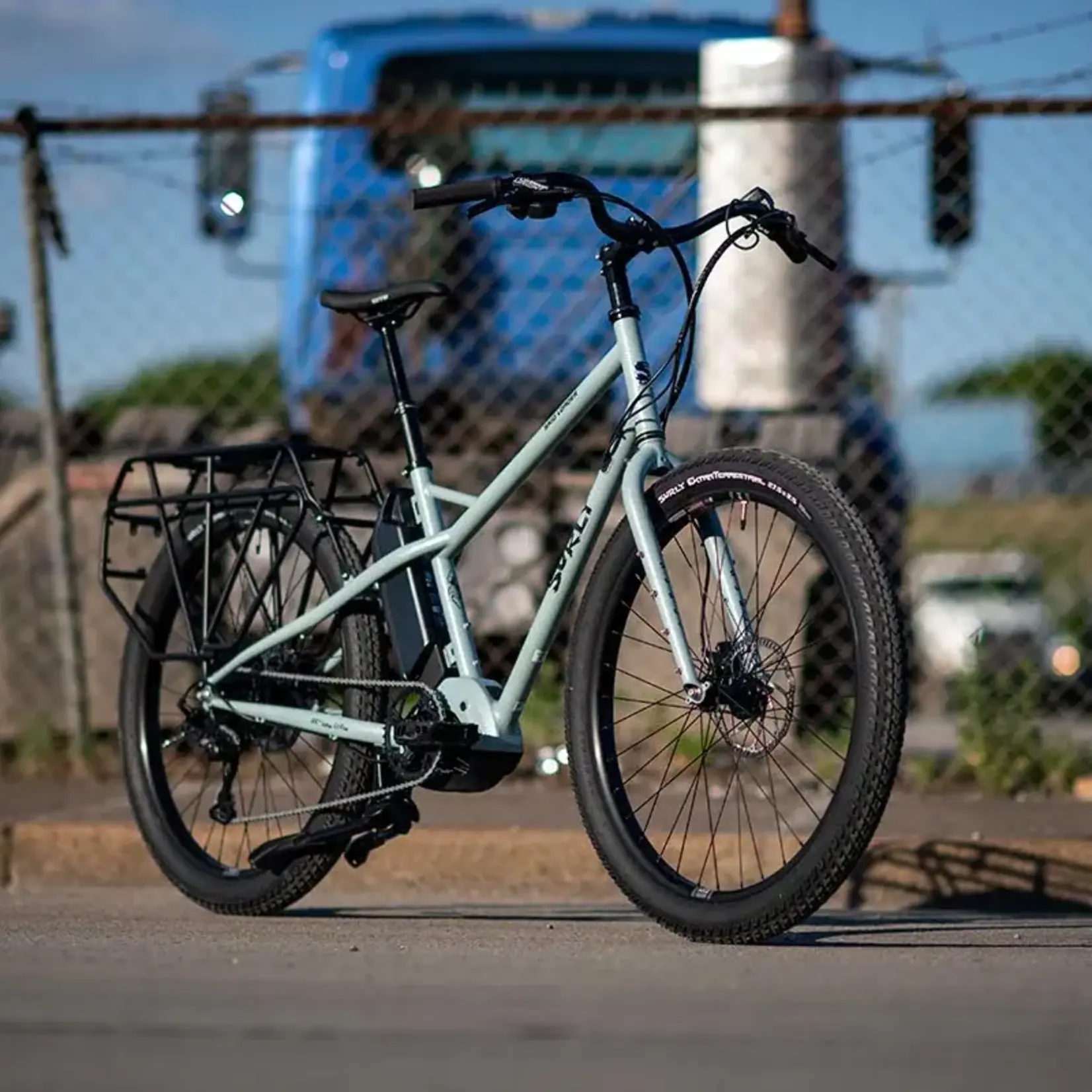Surly Surly Skid Loader Cargo Ebike - 27.5'', Steel, Illegal Smile Green, Large