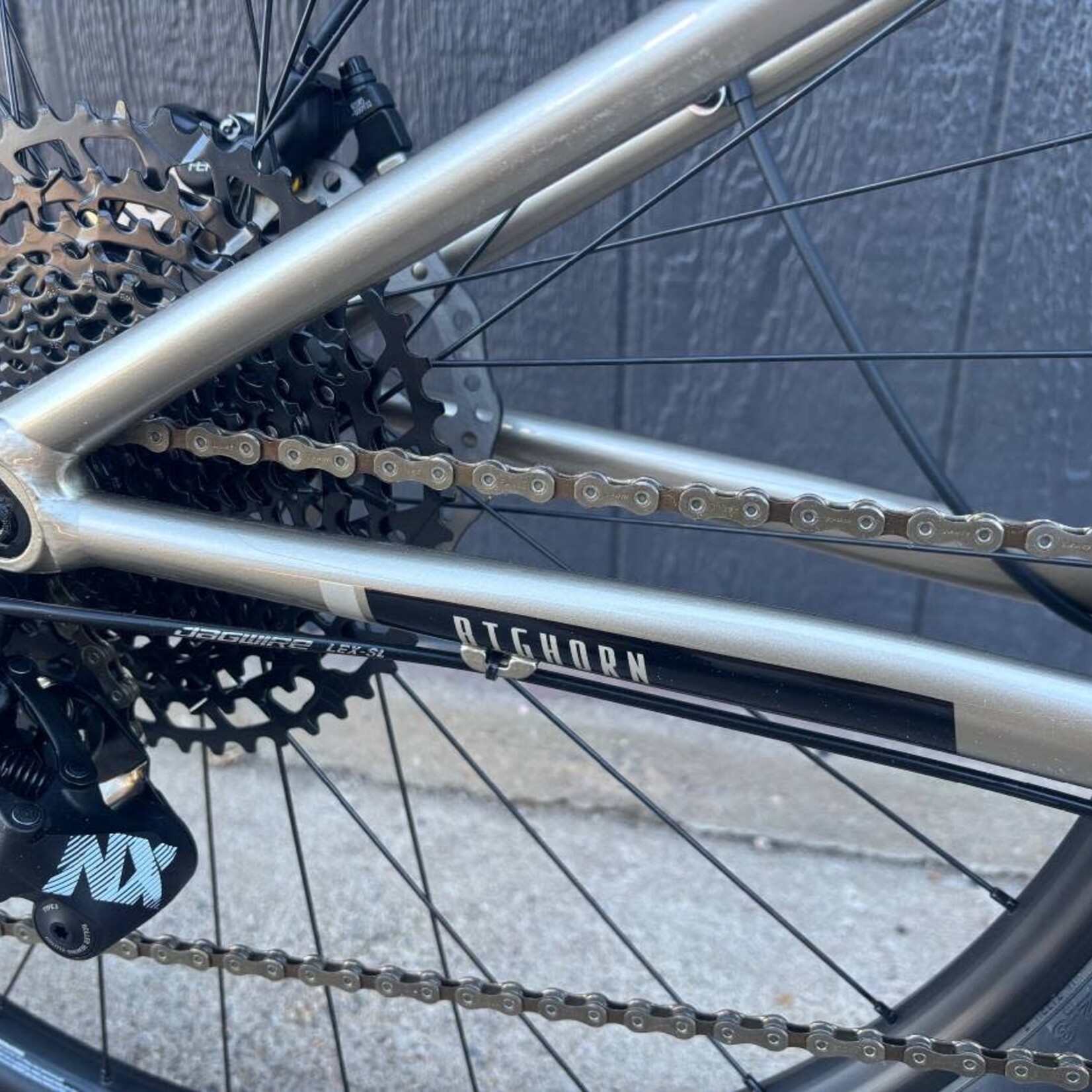 Fuji Fuji Bighorn 1.3 Pearl Sand Mountain Bike