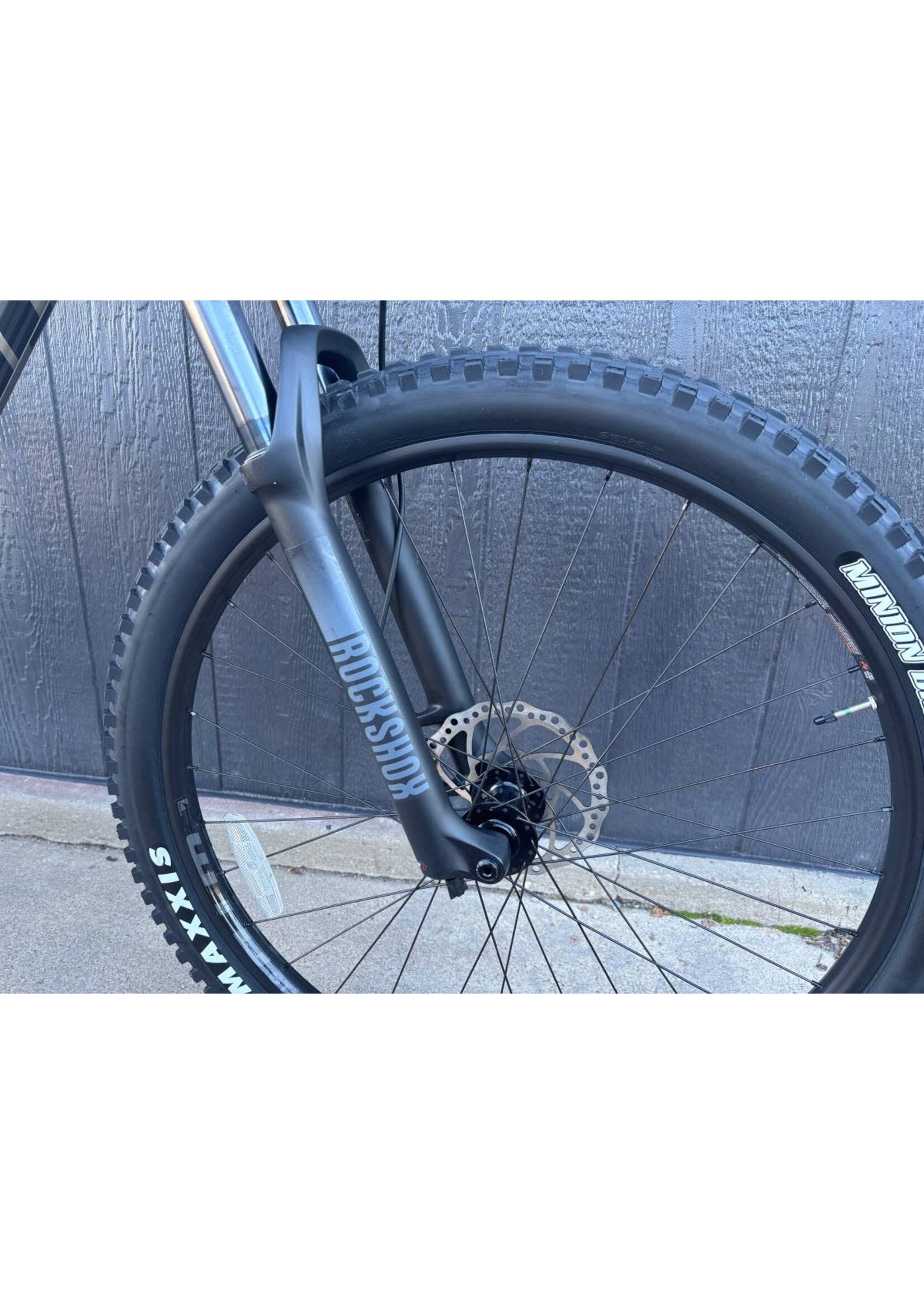 Fuji Fuji Bighorn 1.3 Pearl Sand Mountain Bike
