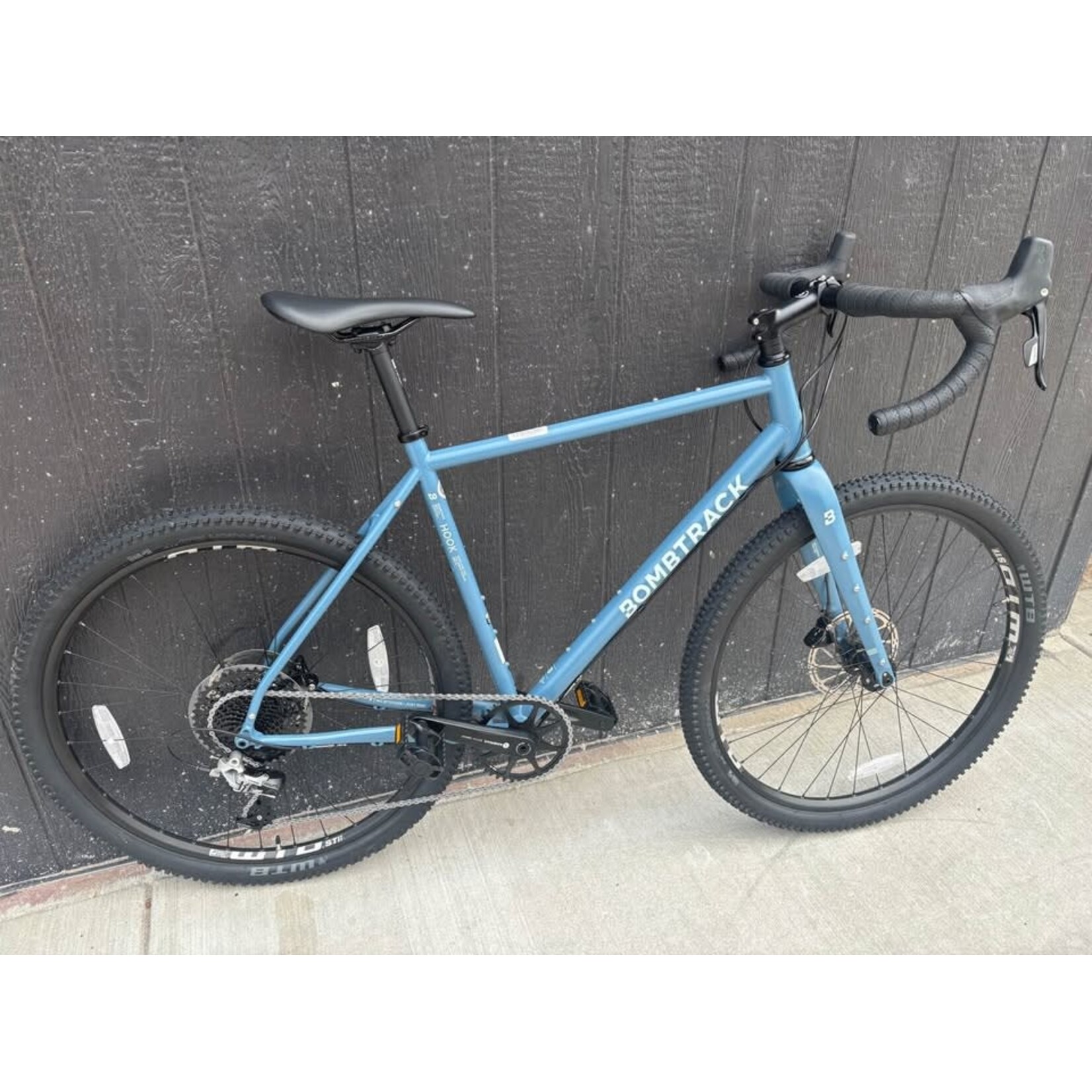 Bombtrack Bombtrack, HOOK EXT, Road Bicycle, 650B, Matte Turquoise, M