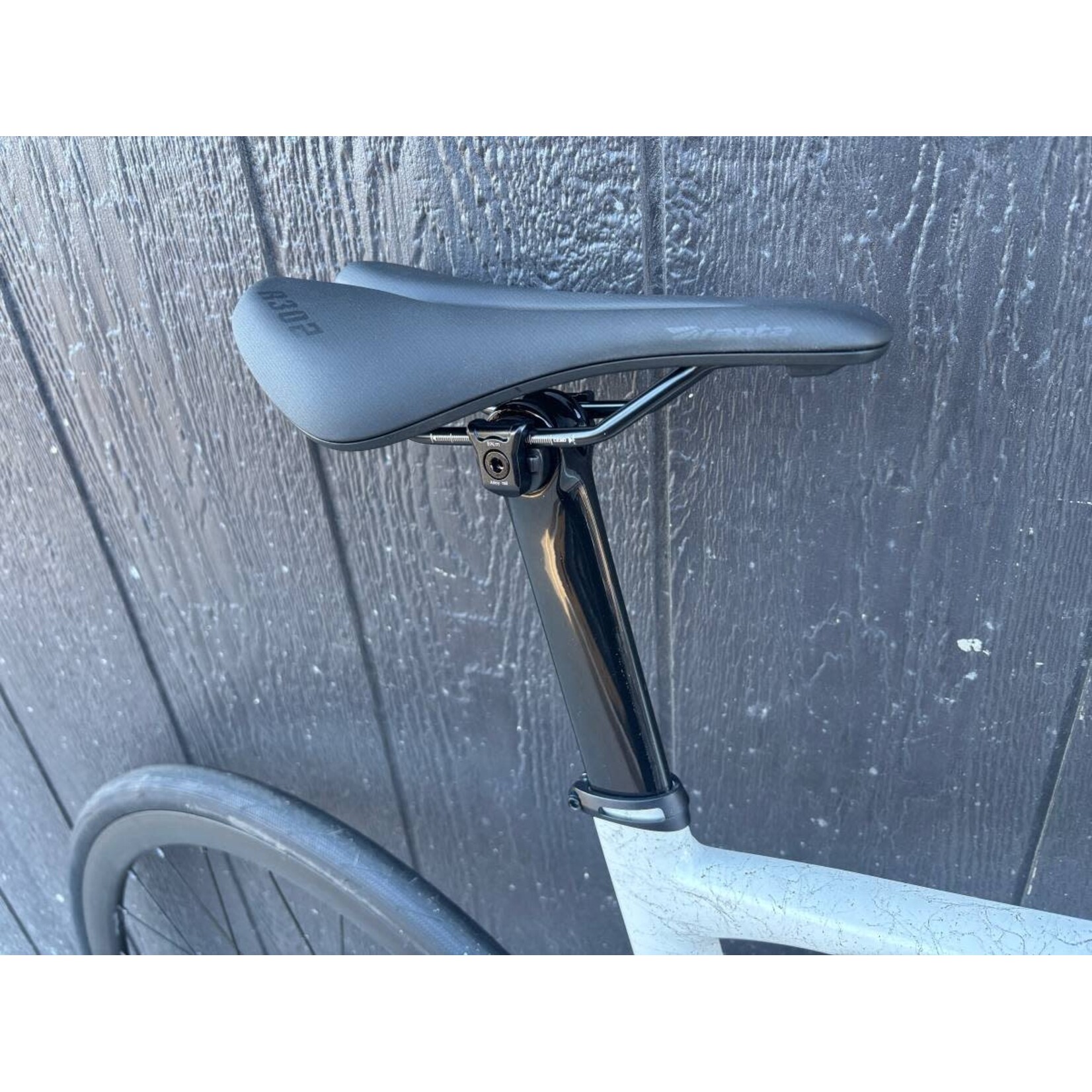 X-Lab X-LAB RS5 Road Bike– XL – SHIMANO 105