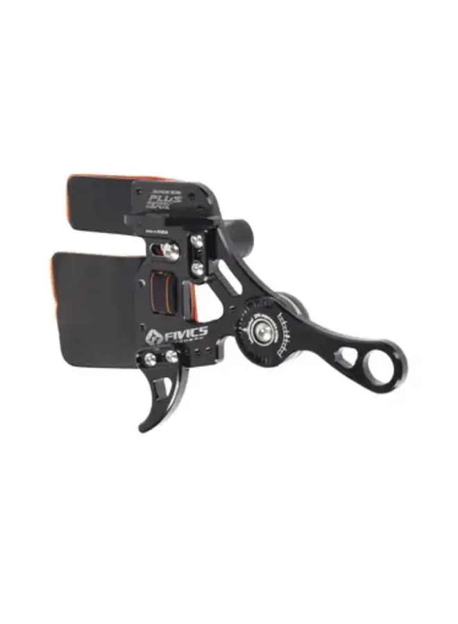 Saker Plus Finger Tab Small RH