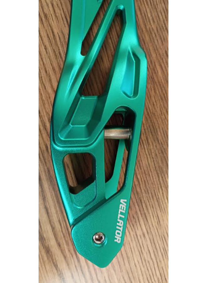 Vellator V3 ILF Recurve Riser 25" Green RH