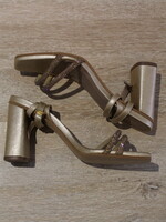 Allnatt Double Diamond Heel
