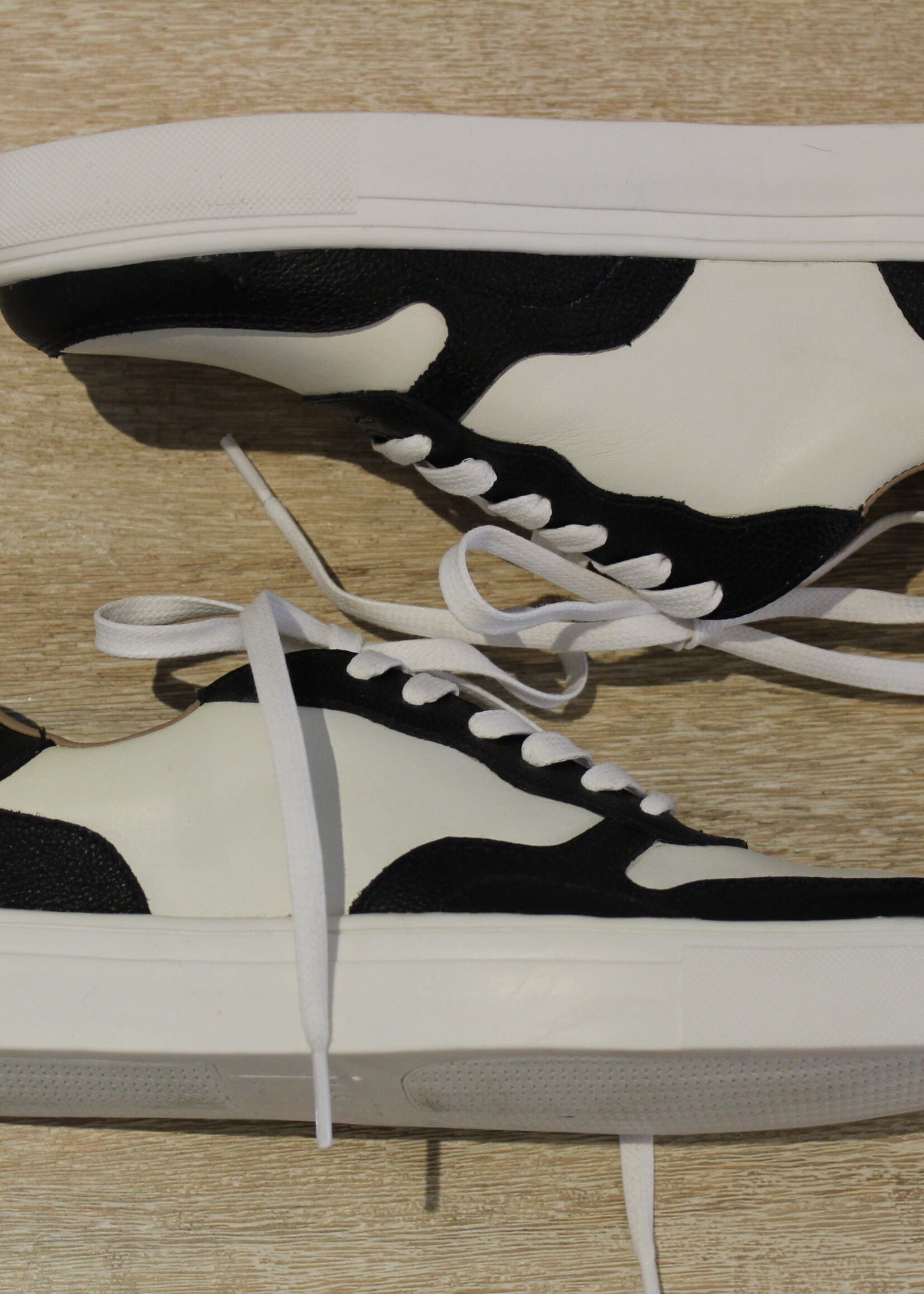Asscher Contrast Leather Lace-up Sneaker